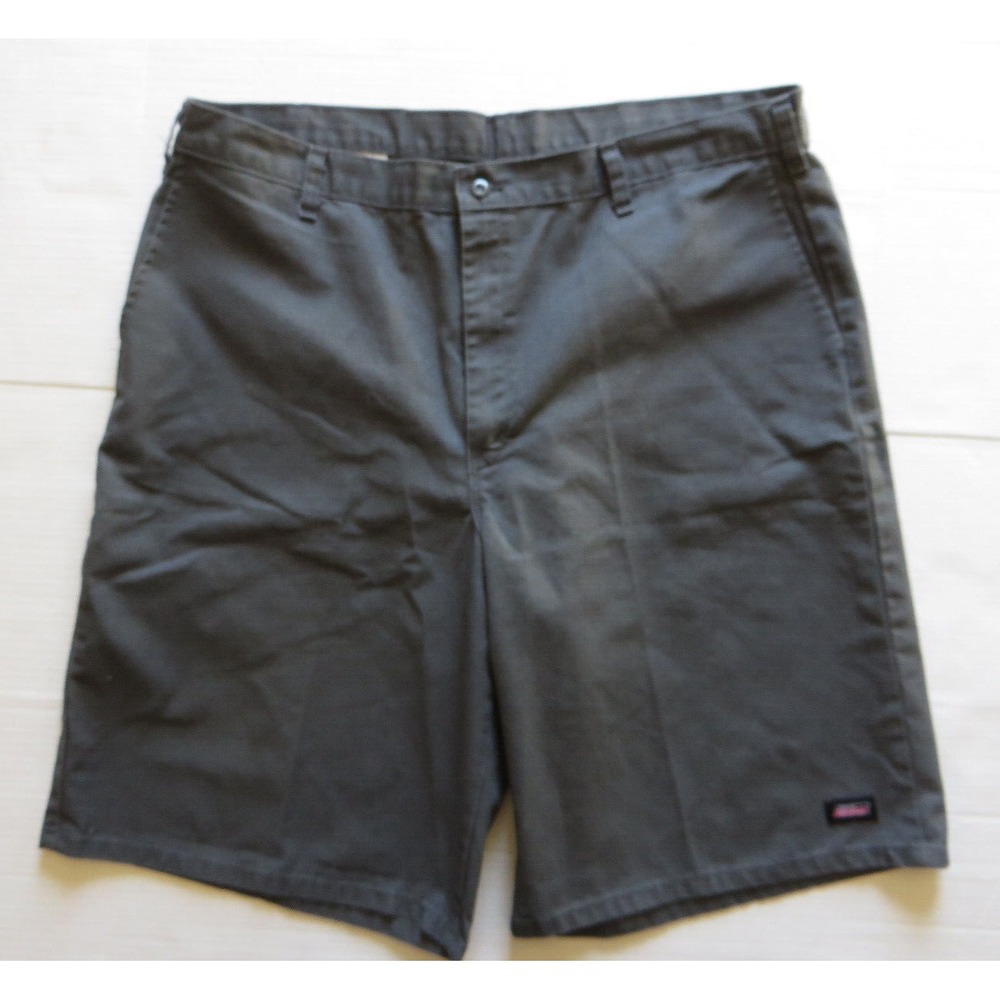Mens Dickies Khaki Cargo Carpenter Work Pants Shorts 42 Actual 42x13 Dk Green